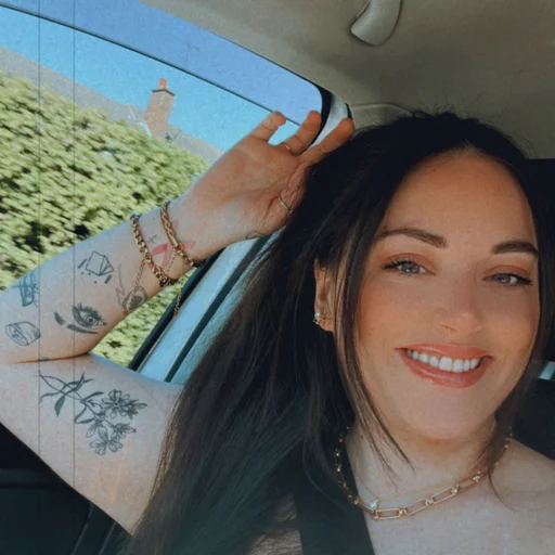 Carys Fisher - Personal Endometriosis Story