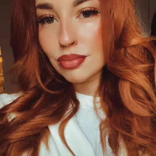 Lauren James - Personal Endometriosis Story