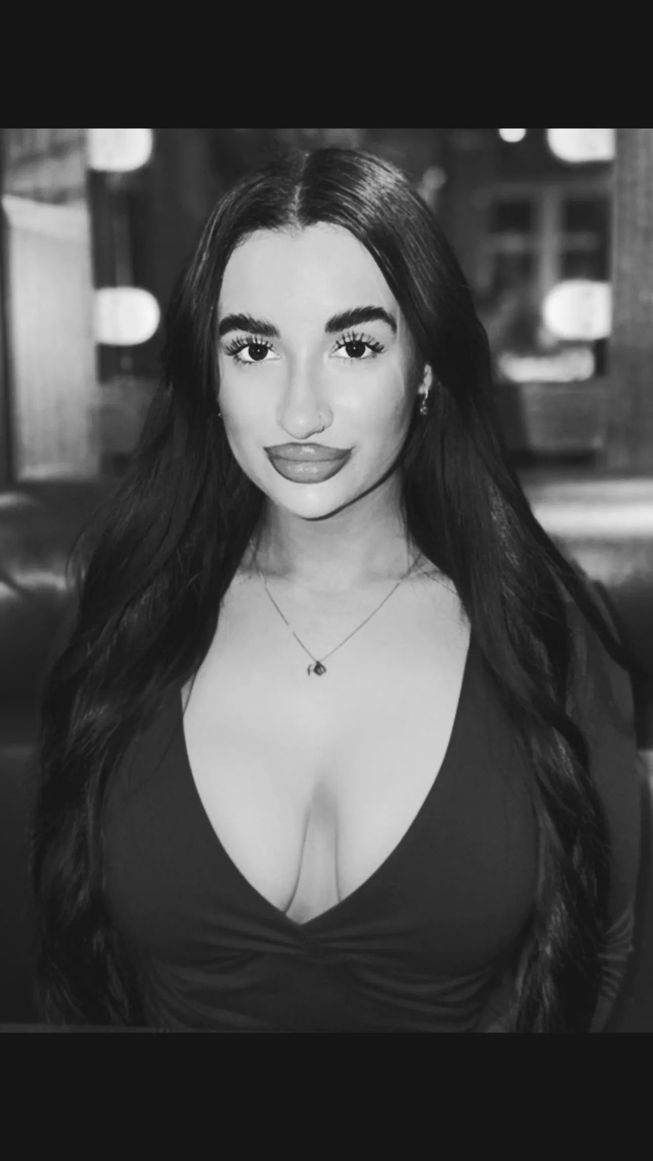 Roxanna Ryan - Personal Endometriosis Story