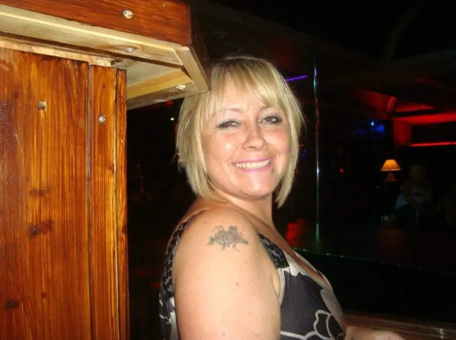 Samantha Lindsay - Personal Endometriosis Story